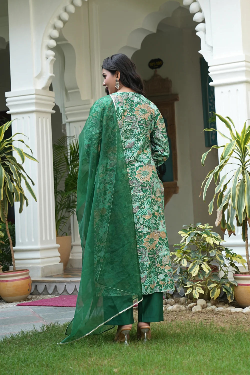 Hand Work Green 3 Pcs Kurti